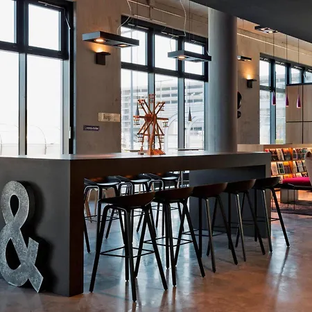 Moxy Vienna Airport