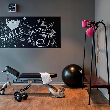 Moxy Vienna Airport 3* Schwechat