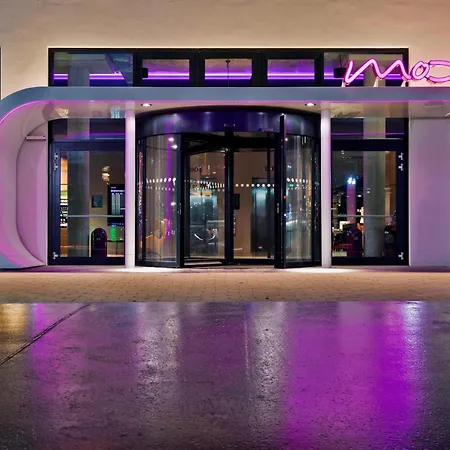 Moxy Vienna Airport Schwechat