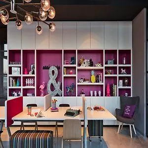 Moxy Vienna Airport 3* Schwechat