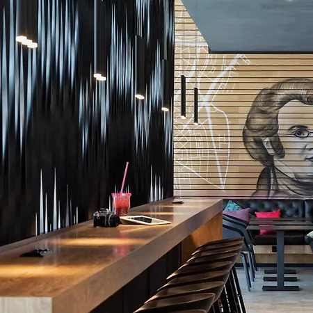 Moxy Vienna Airport Schwechat
