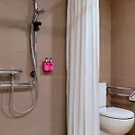 Moxy Vienna Airport Hotel 3*