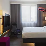 Moxy Vienna Airport
