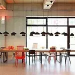 Moxy Vienna Airport 3* Schwechat
