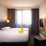 Moxy Vienna Airport Hotel 3*
