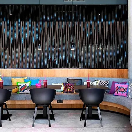Moxy Vienna Airport 3* Schwechat