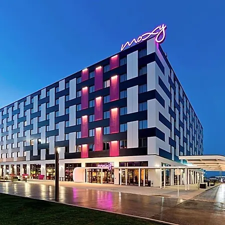 Moxy Vienna Airport