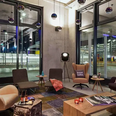 Moxy Vienna Airport Ξενοδοχείο