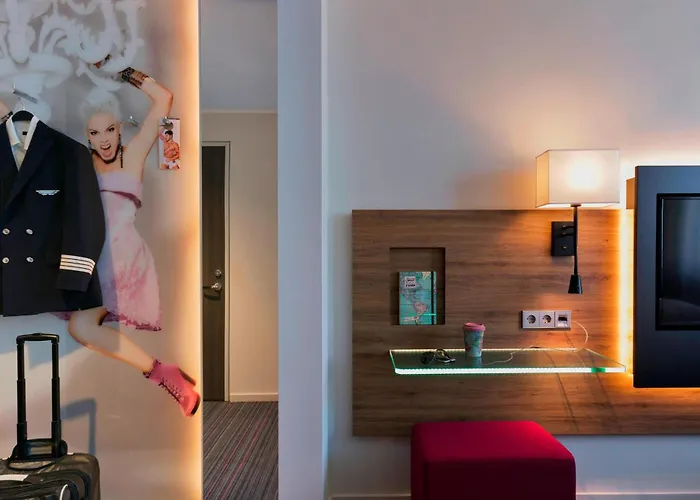 Moxy Vienna Airport Hotel Schwechat