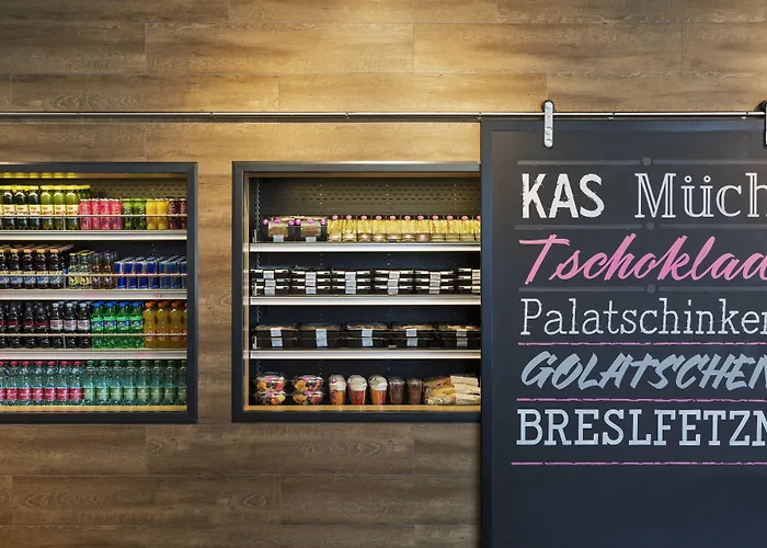 Moxy Vienna Airport Hotel 3*