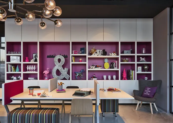 Hotel Moxy Vienna Airport