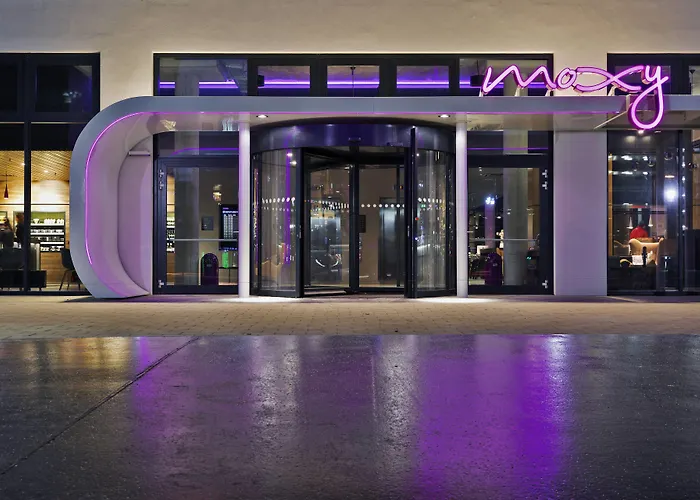 Moxy Vienna Airport Hotel Schwechat